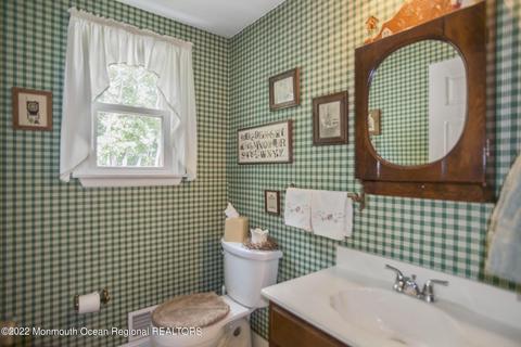 5 Feathertree Ct, Howell, NJ 07731 photo 15