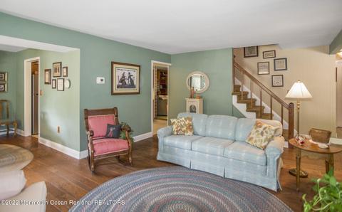 5 Feathertree Ct, Howell, NJ 07731 photo 9