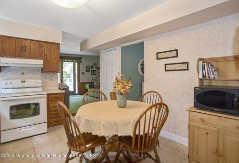 5 Feathertree Ct, Howell, NJ 07731 photo 20