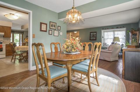 5 Feathertree Ct, Howell, NJ 07731 photo 13