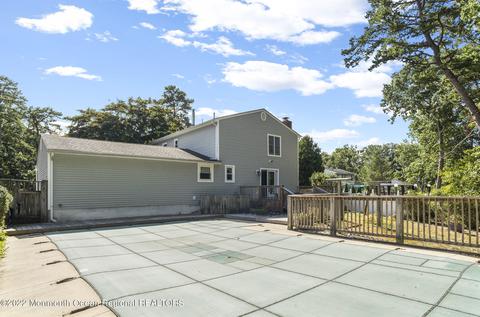 5 Feathertree Ct, Howell, NJ 07731 photo 32