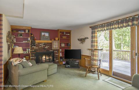 5 Feathertree Ct, Howell, NJ 07731 photo 17