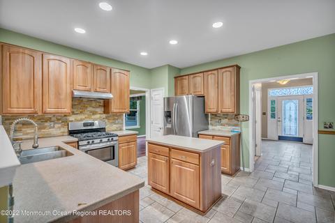 16 Cardinal Dr, Jackson, NJ 08527 photo 10