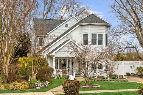 552 Prospect Ave, Spring Lake Heights, NJ 07762