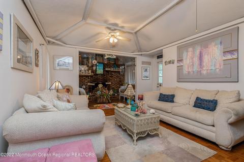 178 Cedarhurst Rd, Brick, NJ 08723 photo 4