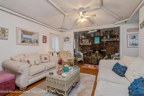 178 Cedarhurst Rd, Brick, NJ 08723 photo 5