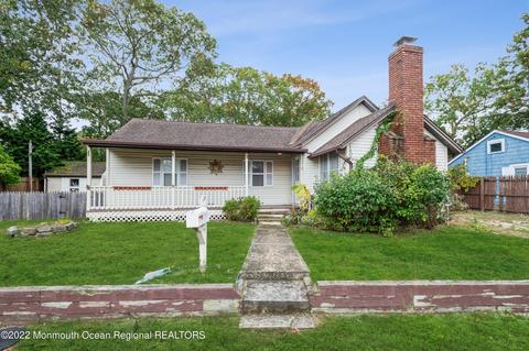 178 Cedarhurst Rd, Brick, NJ 08723 photo 1