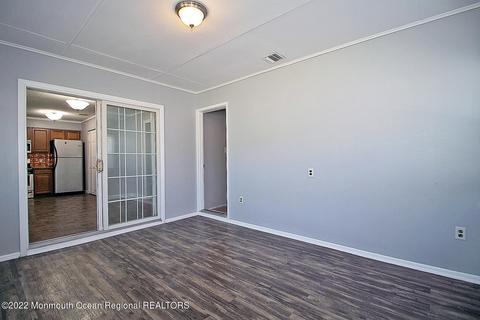 7 Oneida Ave, Waretown, NJ 08758 photo 12