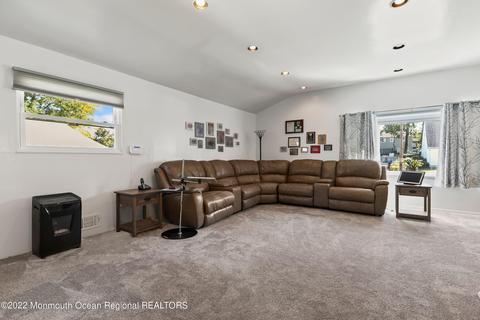 12 Boulevard, Keyport, NJ 07735 photo 2
