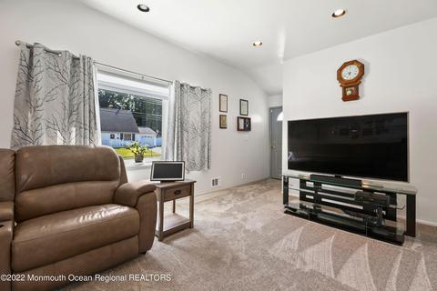 12 Boulevard, Keyport, NJ 07735 photo 3