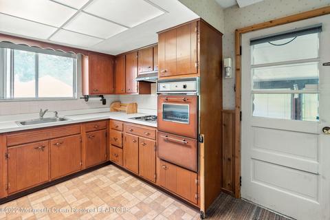 110 Station Dr, Forked River, NJ 08731 photo 11