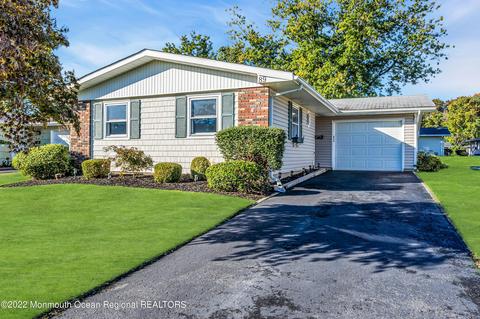 89 Blake Cir, Brick, NJ 08724 photo 1