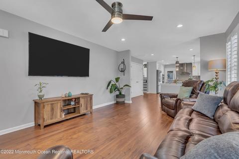 11 Vanard Dr, Brick, NJ 08723 photo 3