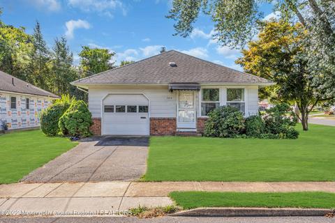 2212 Mount Carmel Blvd, Toms River, NJ 08753