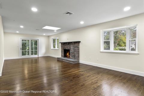 5 Weldon Rd, Matawan, NJ 07747 photo 5