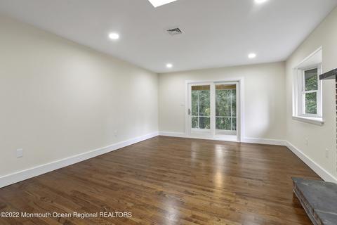 5 Weldon Rd, Matawan, NJ 07747 photo 6