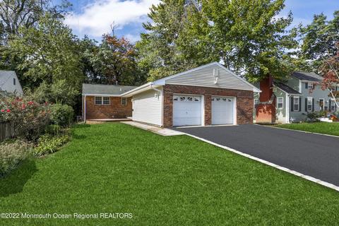5 Weldon Rd, Matawan, NJ 07747 photo 2