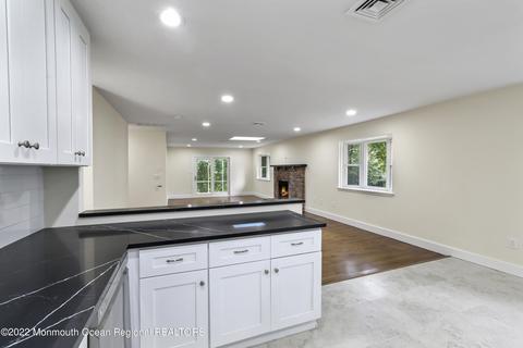 5 Weldon Rd, Matawan, NJ 07747 photo 13
