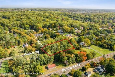 18 Malvern Rd, Holmdel, NJ 07733