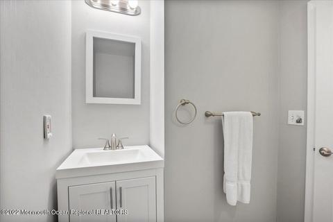 5 Island View Way #10, Sea Bright, NJ 07760 photo 24