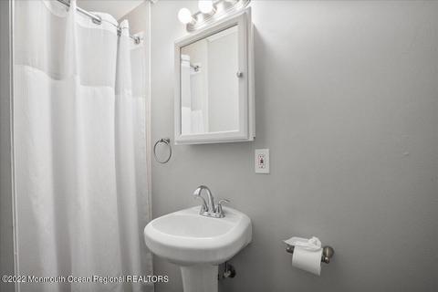 5 Island View Way #10, Sea Bright, NJ 07760 photo 8