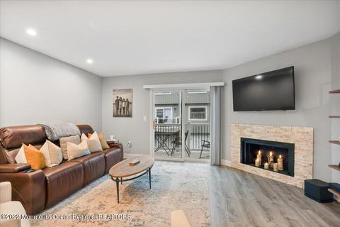 5 Island View Way #10, Sea Bright, NJ 07760 photo 10