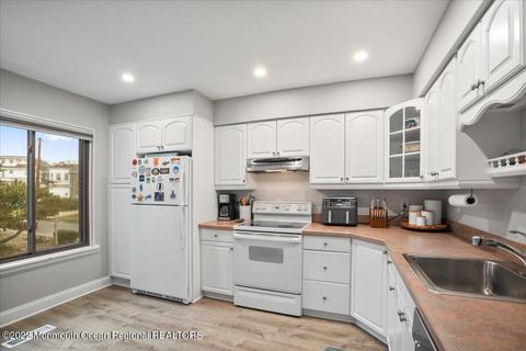5 Island View Way #10, Sea Bright, NJ 07760 photo 20