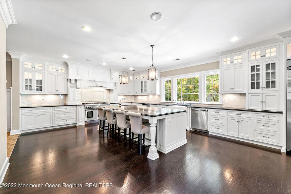 186 Rumson Rd, Rumson, NJ 07760 Movoto