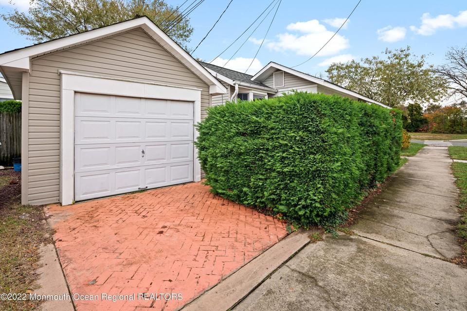  601 Washington Ave, Avon By The Sea, NJ 07717 photo 3