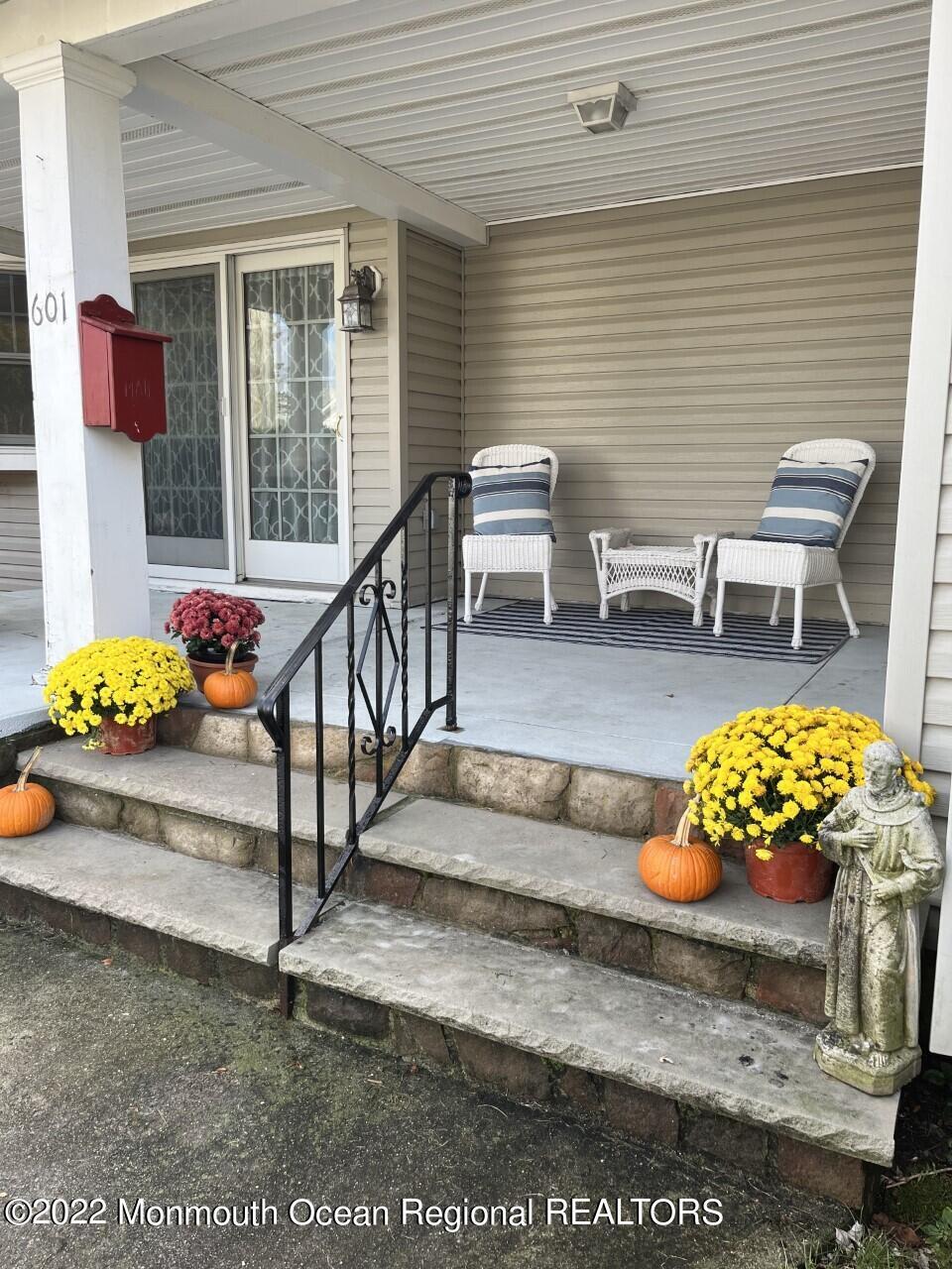  601 Washington Ave, Avon By The Sea, NJ 07717 photo 2