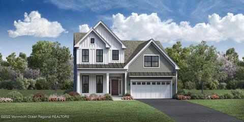 69 Sofia Dr, Manalapan, NJ 07726