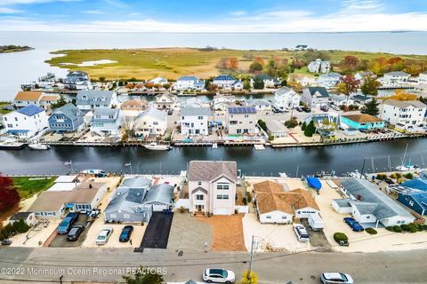 34 Sands Point Rd, Waretown, NJ 08758 photo 2