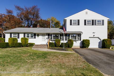 47 Lake Dr, Howell, NJ 07731