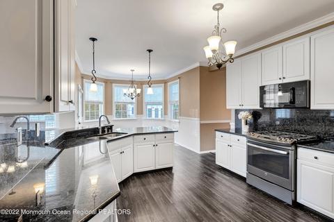 13 Normandy Dr, Jackson, NJ 08527 photo 4