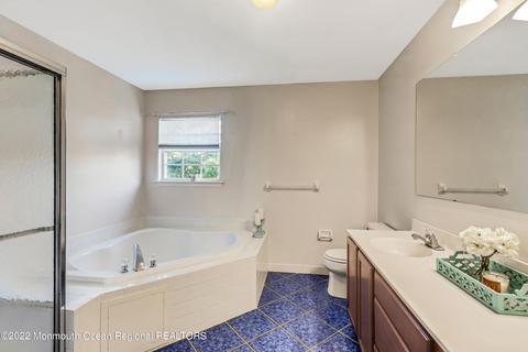 13 Normandy Dr, Jackson, NJ 08527 photo 22
