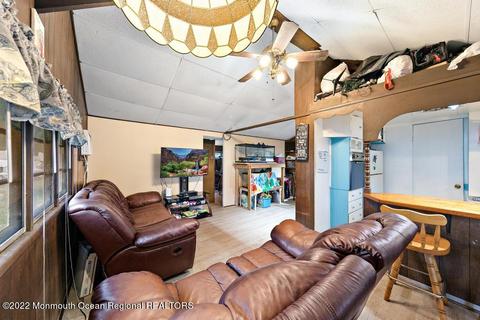 33 Central Ave, Waretown, NJ 08758 photo 7