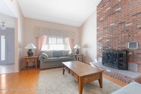 32 Thames Pl, Brick, NJ 08723 photo 7