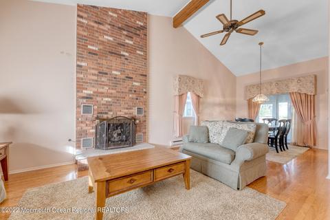 32 Thames Pl, Brick, NJ 08723 photo 5