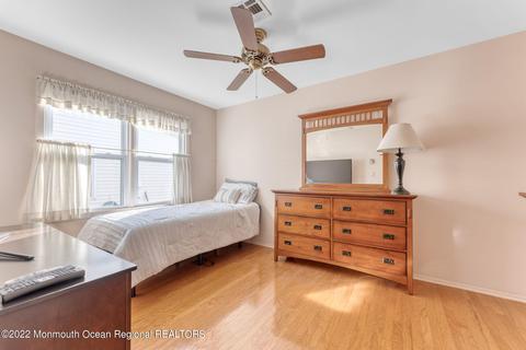 32 Thames Pl, Brick, NJ 08723 photo 11