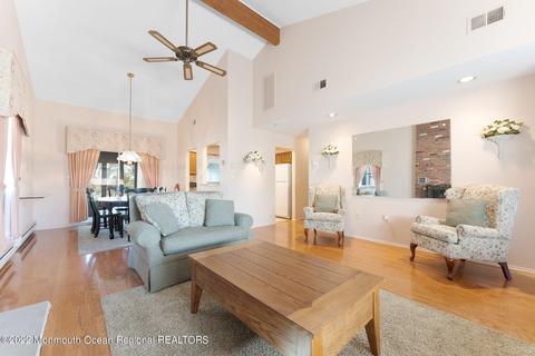 32 Thames Pl, Brick, NJ 08723 photo 6