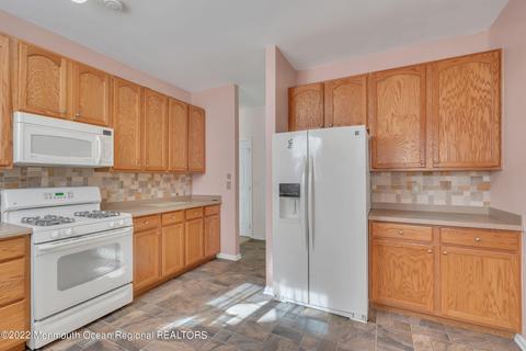 65 Strathmere St, Waretown, NJ 08758 photo 29