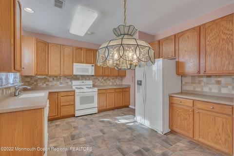 65 Strathmere St, Waretown, NJ 08758 photo 28