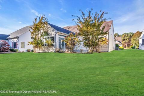 65 Strathmere St, Waretown, NJ 08758 photo 12