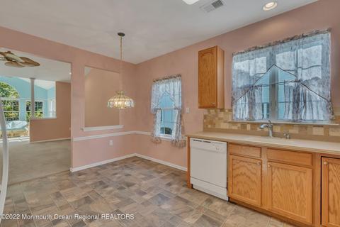 65 Strathmere St, Waretown, NJ 08758 photo 26