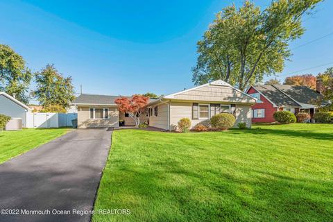 8 Newland Pl, Aberdeen, NJ 07747