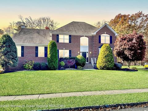 20 Springbrook Dr, Jackson, NJ 08527