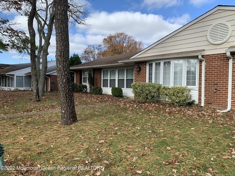 1075 Argyll Cir # a, Lakewood, NJ 08701