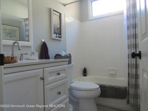 10 Abbey Ct, Forked River, NJ 08731 photo 17