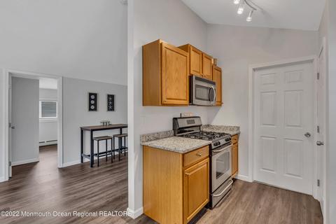 20 Central Ave, Waretown, NJ 08758 photo 8