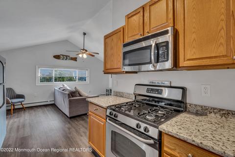 20 Central Ave, Waretown, NJ 08758 photo 10